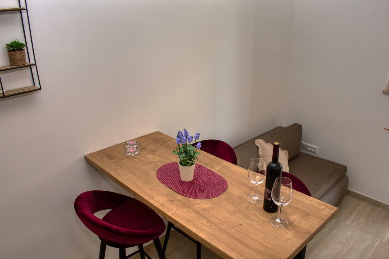 Apartman Ante Sukošan Zewnętrze zdjęcie
